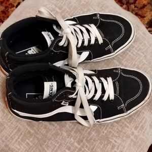 Vans high tops women's